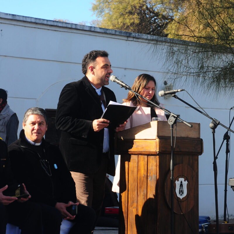 Acto 01